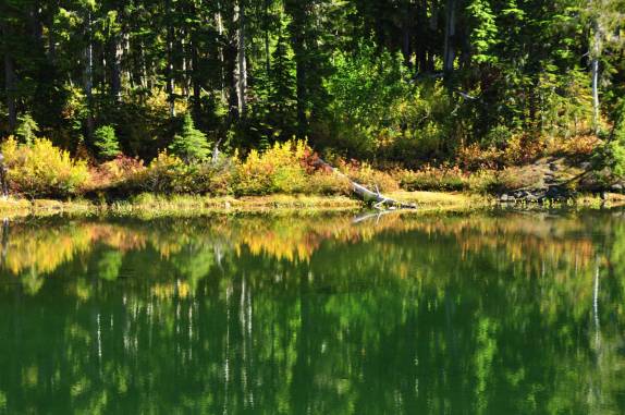 Cada lago é um novo cartão postal, no Forbidden Plateau, a parte alta do Strathcona Provincial Park, em Vancouver Island, oeste do Canadá